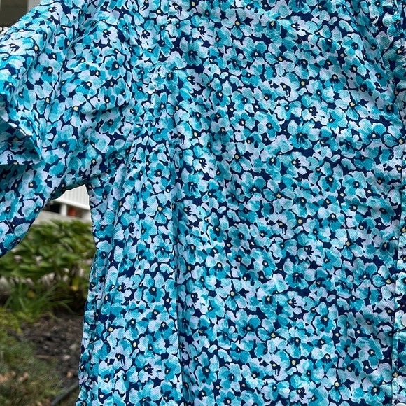 L.L.Bean Cotton Floral Top - Picture 7 of 9